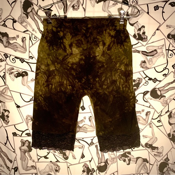 Tie Dye Bike Shorts - Picture 3 of 4